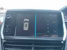 Peugeot 2008 PureTech Allure 