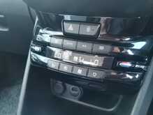 Peugeot 2008 PureTech Allure 