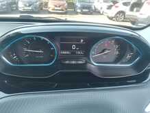 Peugeot 2008 PureTech Allure 