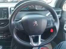 Peugeot 2008 PureTech Allure 