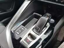 Peugeot 3008 PureTech Allure 