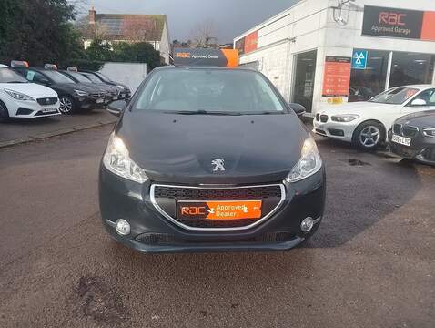 VTi PureTech Active Hatchback 1.0 Manual Petrol