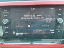 Volkswagen Polo TSI beats 