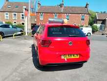Volkswagen Polo TSI beats 