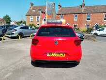 Volkswagen Polo TSI beats 