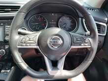 Nissan Qashqai DIG-T N-Connecta 