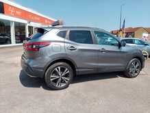 Nissan Qashqai DIG-T N-Connecta 