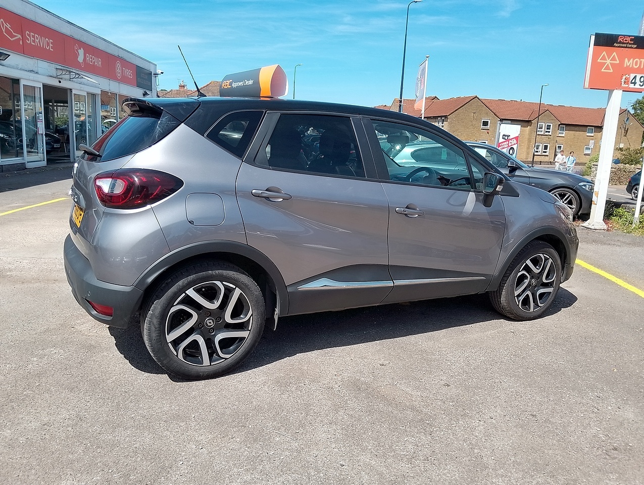 RENAULT CAPTUR TCE ENERGY ICONIC 2019 40,002 MLS 1.3 MANUAL PETROL 8,988 OR FROM...