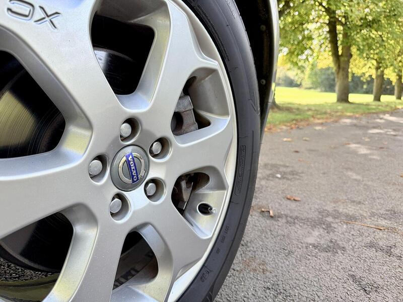 Volvo XC60 2.0 T5 SE Lux SUV 5dr Petrol Powershift Euro 5 (240 ps) - U1807