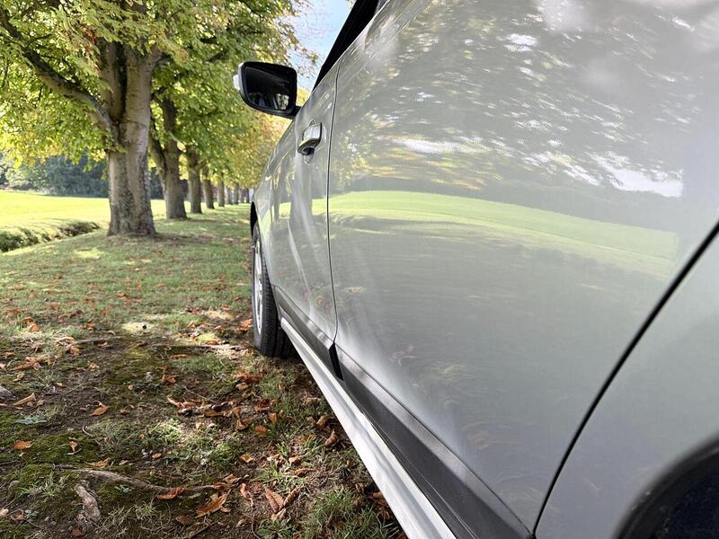 Volvo XC60 2.0 T5 SE Lux SUV 5dr Petrol Powershift Euro 5 (240 ps) - U1807