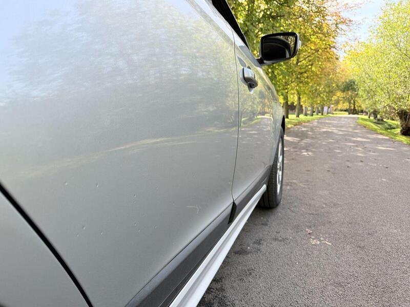 Volvo XC60 2.0 T5 SE Lux SUV 5dr Petrol Powershift Euro 5 (240 ps) - U1807