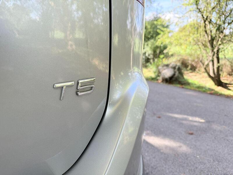Volvo XC60 2.0 T5 SE Lux SUV 5dr Petrol Powershift Euro 5 (240 ps) - U1807