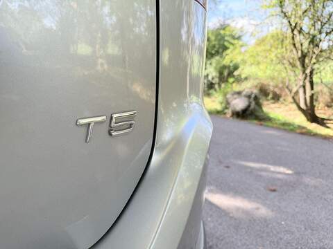 Volvo XC60 2.0 T5 SE Lux SUV 5dr Petrol Powershift Euro 5 (240 ps) - U1807