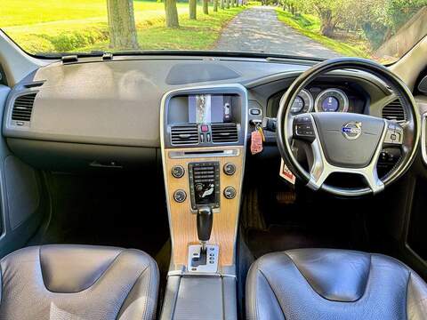 Volvo XC60 2.0 T5 SE Lux SUV 5dr Petrol Powershift Euro 5 (240 ps) - U1807