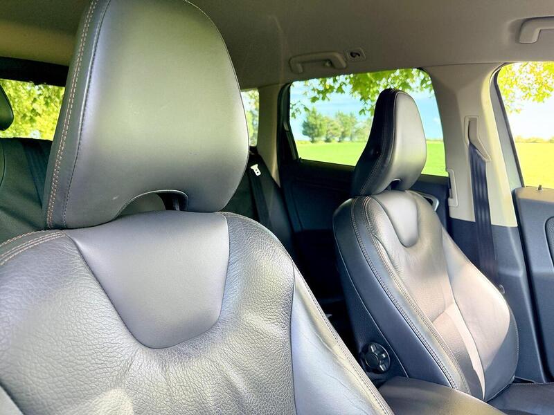 Volvo XC60 2.0 T5 SE Lux SUV 5dr Petrol Powershift Euro 5 (240 ps) - U1807