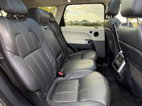 Land Rover Range Rover Sport 3.0 SD V6 HSE Dynamic SUV 5dr Diesel Auto 4WD Euro 6 (s/s) (306 ps) - U1848