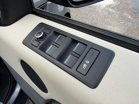 Land Rover Range Rover Sport 3.0 SD V6 HSE Dynamic SUV 5dr Diesel Auto 4WD Euro 6 (s/s) (306 ps) - U1848