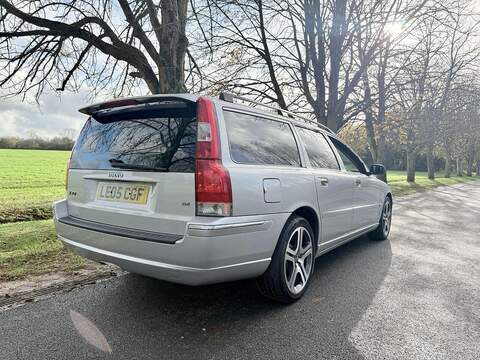 Volvo V70 2.4 SE Estate 5dr Petrol Automatic (231 g/km, 170 bhp) - U1929
