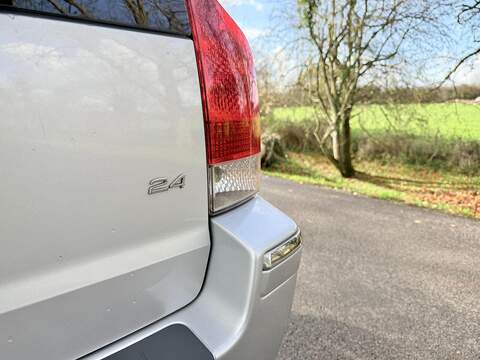 Volvo V70 2.4 SE Estate 5dr Petrol Automatic (231 g/km, 170 bhp) - U1929