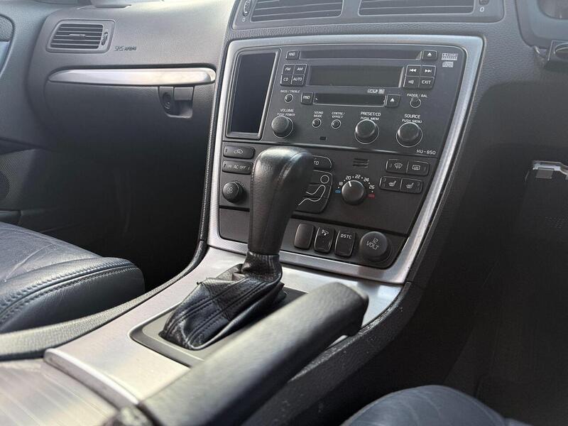 Volvo V70 2.4 SE Estate 5dr Petrol Automatic (231 g/km, 170 bhp) - U1929