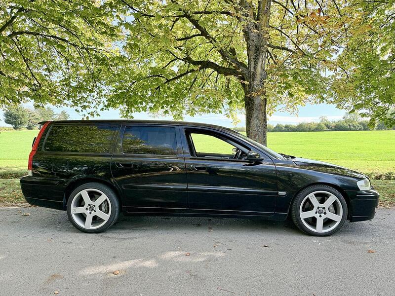 Volvo V70 2.5 R Estate 5dr Petrol Geartronic (264 g/km, 300 bhp) - U1947