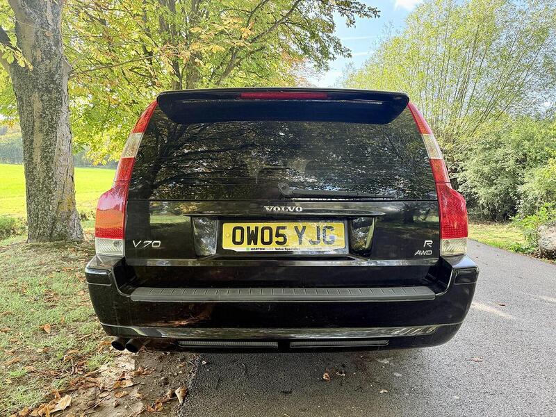 Volvo V70 2.5 R Estate 5dr Petrol Geartronic (264 g/km, 300 bhp) - U1947