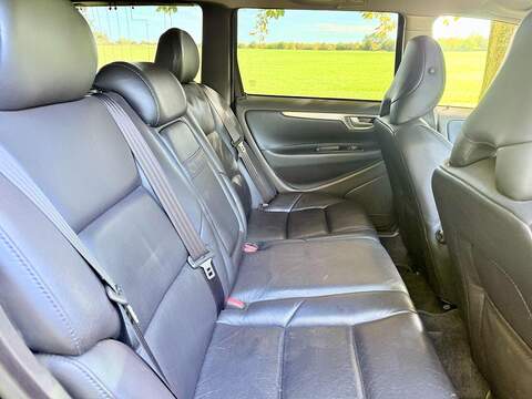 Volvo V70 2.5 R Estate 5dr Petrol Geartronic (264 g/km, 300 bhp) - U1947