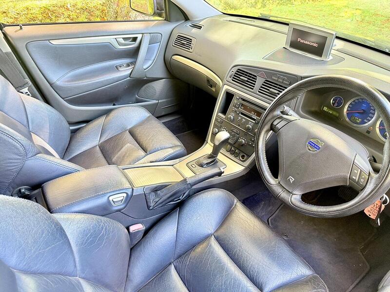 Volvo V70 2.5 R Estate 5dr Petrol Geartronic (264 g/km, 300 bhp) - U1947
