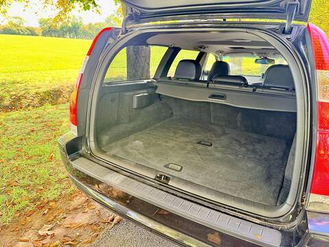 Volvo V70 2.5 R Estate 5dr Petrol Geartronic (264 g/km, 300 bhp) - U1947