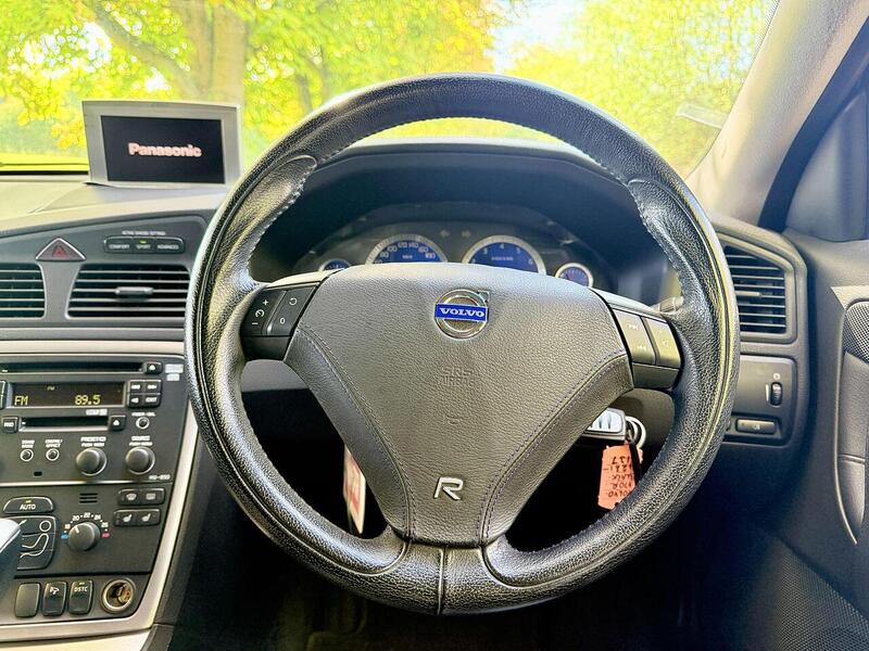 Volvo V70 2.5 R Estate 5dr Petrol Geartronic (264 g/km, 300 bhp) - U1947