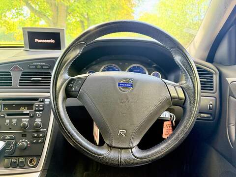 Volvo V70 2.5 R Estate 5dr Petrol Geartronic (264 g/km, 300 bhp) - U1947