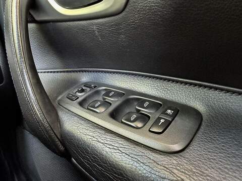 Volvo V70 2.5 R Estate 5dr Petrol Geartronic (264 g/km, 300 bhp) - U1947