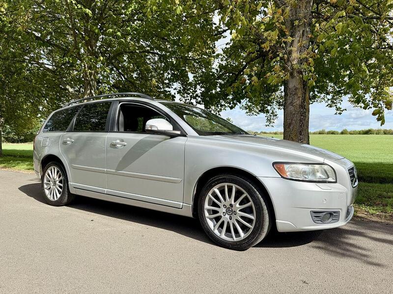 Volvo V50 Se Lux 2.0 5dr Estate Petrol - U1952