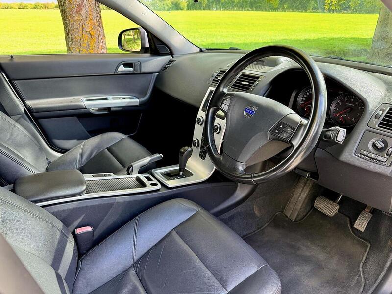 Volvo V50 Se Lux 2.0 5dr Estate Petrol - U1952
