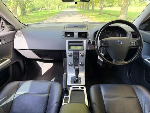 Volvo V50 Se Lux 2.0 5dr Estate Petrol - U1952