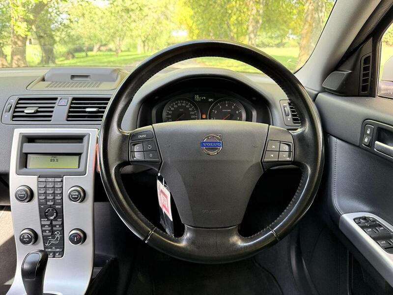 Volvo V50 Se Lux 2.0 5dr Estate Petrol - U1952