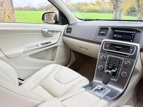 Volvo V60 1.6 T4 SE Lux Nav Estate 5dr Petrol Powershift Euro 5 (180 ps) - U1972