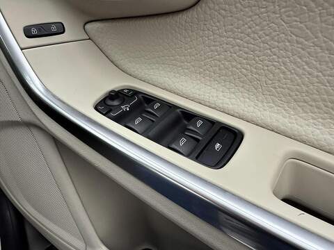 Volvo V60 1.6 T4 SE Lux Nav Estate 5dr Petrol Powershift Euro 5 (180 ps) - U1972