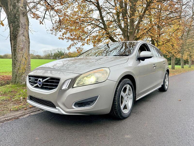 Volvo V60 1.6 T4 SE Lux Estate 5dr Petrol Powershift Euro 5 (180 ps) - U1972