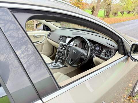 Volvo V60 1.6 T4 SE Lux Nav Estate 5dr Petrol Powershift Euro 5 (180 ps) - U1972