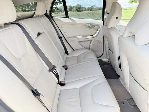 Volvo V60 1.6 T4 SE Lux Nav Estate 5dr Petrol Powershift Euro 5 (180 ps) - U1972
