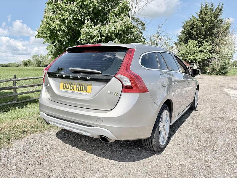 Volvo V60 1.6 T4 SE Lux Nav Estate 5dr Petrol Powershift Euro 5 (180 ps) - U1972