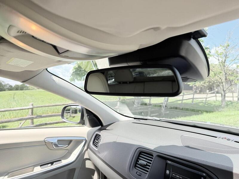 Volvo V60 1.6 T4 SE Lux Nav Estate 5dr Petrol Powershift Euro 5 (180 ps) - U1972