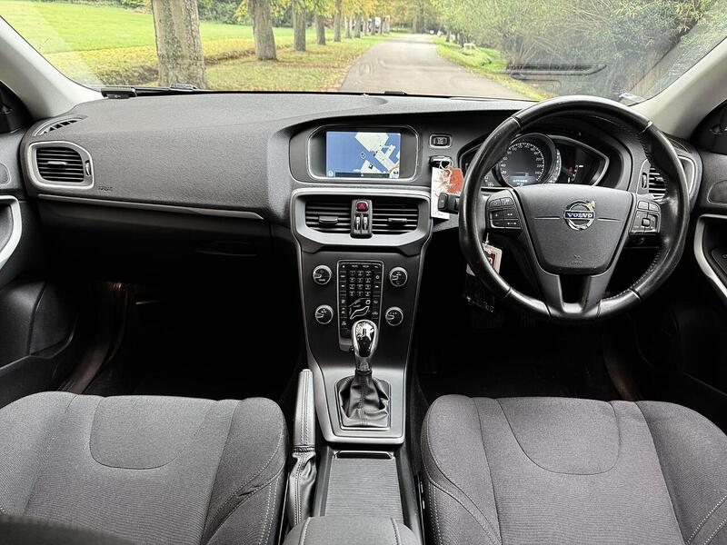 Volvo V40 1.6 T4 SE Powershift Euro 5 (s/s) 5dr - U1981