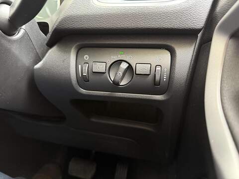 Volvo V40 1.6 T4 SE Powershift Euro 5 (s/s) 5dr - U1981