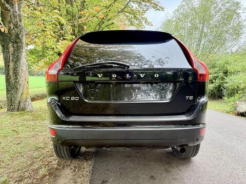 Volvo XC60 T5 Se Lux 2.0 5dr Estate Automatic Petrol - U1982