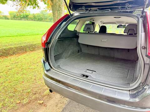 Volvo XC60 T5 Se Lux 2.0 5dr Estate Automatic Petrol - U1982