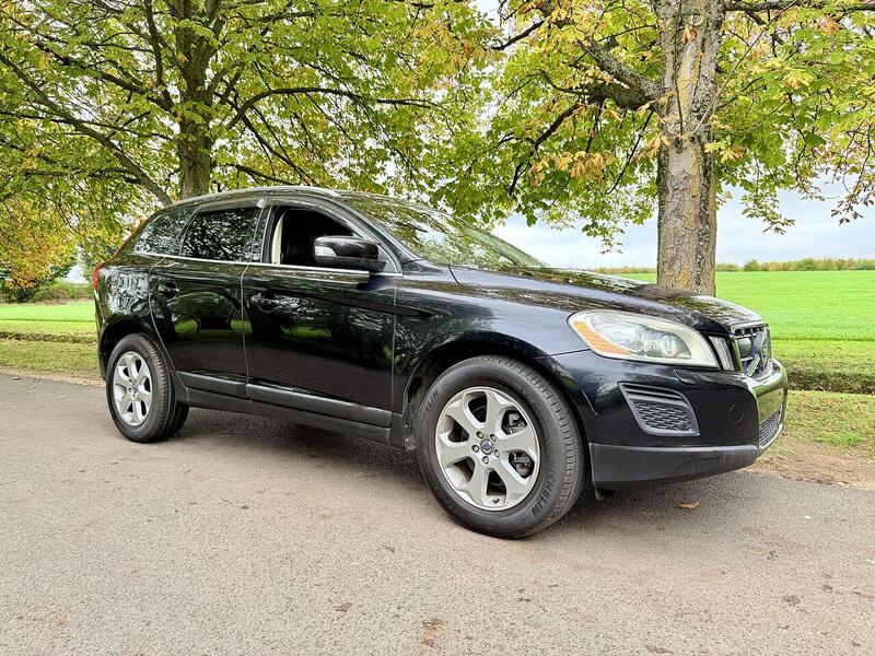 Volvo XC60 T5 Se Lux 2.0 5dr Estate Automatic Petrol - U1982