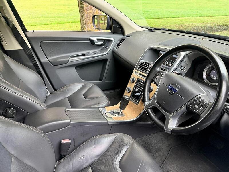 Volvo XC60 T5 Se Lux 2.0 5dr Estate Automatic Petrol - U1982