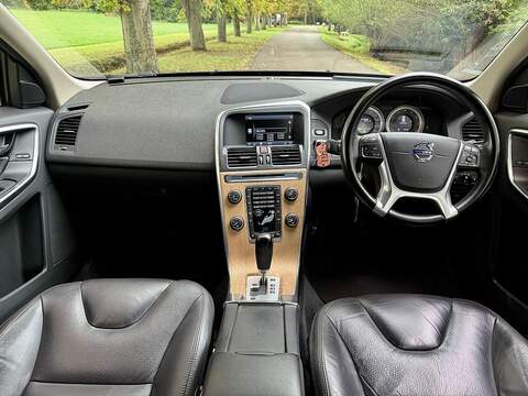 Volvo XC60 T5 Se Lux 2.0 5dr Estate Automatic Petrol - U1982